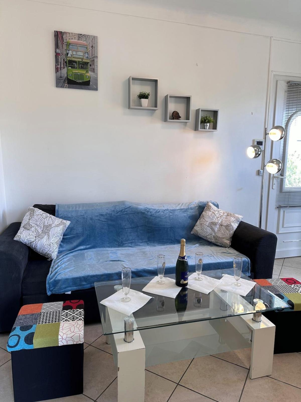 Appartement Dans Villa Roi Soleil 앙티브 외부 사진